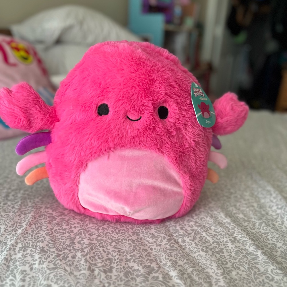 New Cyra The Crab Fuzzamallow Squishmallows - Picture 1 of 16